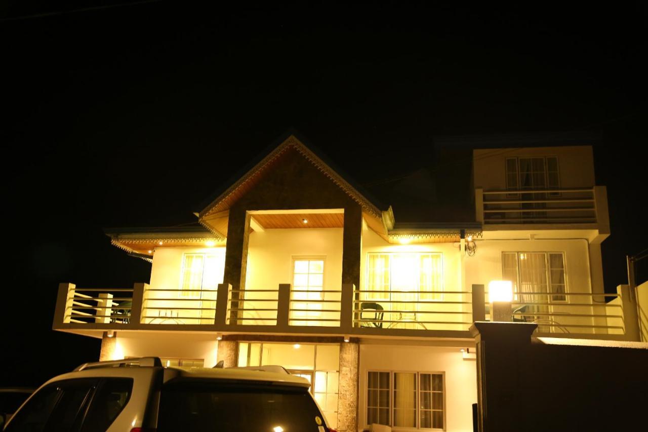 Blue Meadows Nuwaraeliya Hotel Nuwara Eliya Exterior photo